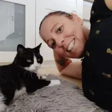 Pet sitter qualifiée