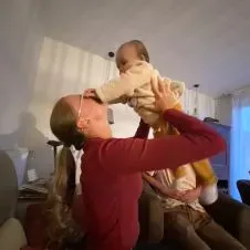 Baby-sitter attentive, douce et de confiance !! 