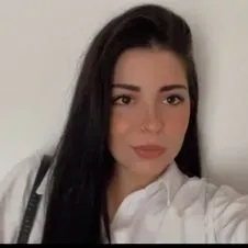 Busco trabajo para cuidar pequesss!!!