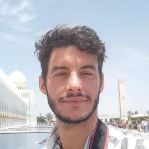 À procura de cuidador