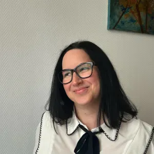 Femme ménage er gestion maison 