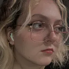 Pet sitter disponibile per gatti e cani