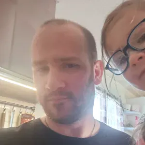 Homme de menage au pays basque