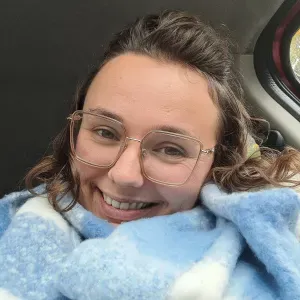 Baby-sitter expérimentée sur Pré-en-Pail