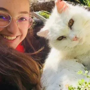 Garde de chat(s) à votre domicile/ visites & besoins primair