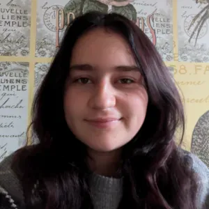 Nounou dynamique, â l'écoute de votre petit â Paris.