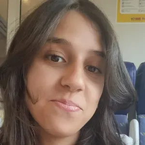 Étudiante assidue et sociable 