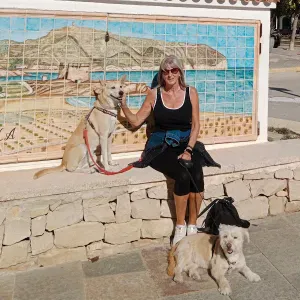 A responsible Carer you can trust with your precious pet.