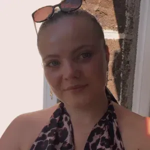 Baby sitter cool et créatrice de sourires 