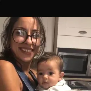 Personne débrouillarde qui aime aider :)