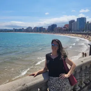 Baby-sitter com experiência em Viana do Castelo 