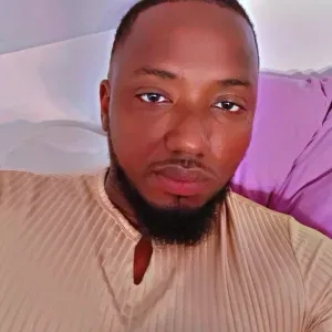 Je cherche une baby sister