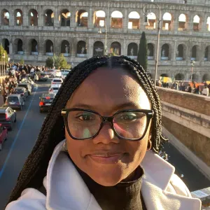 Aide soignante, Bandate italie