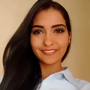 Profesora de Español, Matemática, Física, Química, Ofimática