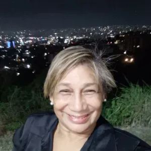 Cuido a mis padres  que están a mi cargo desde el 2019 