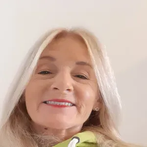 Auxiliaire de vie et dame de compagnie personnes âgées