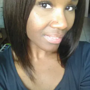 Je cherche à garder un enfant à temps plein