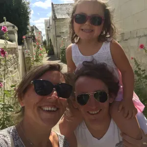 Recherche personne de confiance et d'expérience