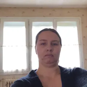 cherche heures de ménage ou gardes d'enfants