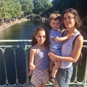 Recherche aide à domicile : entretien, repassage, rangement