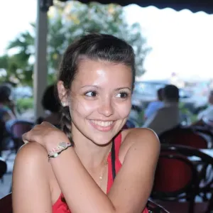 Baby-sitter expérimentée - occasionnel