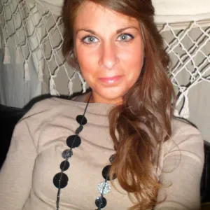 Baby-sitter sympas et de confiance