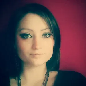 Disponible pour prendre soin de vos loulous