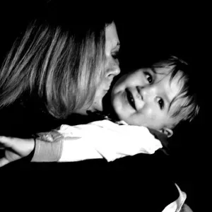 Géraldine, Assmat, recherche 2 petits bouts à garder.