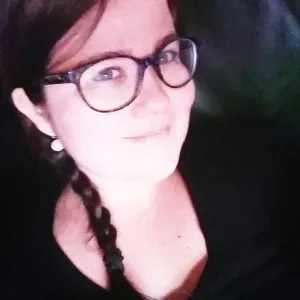 Natacha, 27 ans,cherche des enfants à garder.